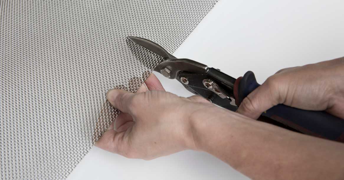 How To Cut Your Stainless Steel Welded Mesh And Woven Mesh Stainless